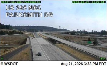 Traffic Cam Mead › North: US 395 NSC at MP 164.5: NSC 395 & Parksmith