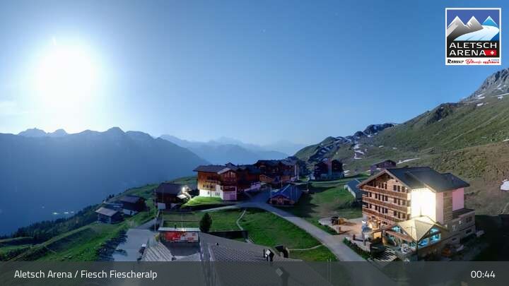 Fiesch › Südwesten: Schweizer Skischule Fiesch - Ferienwohnung Nowak Chalet Fiescheralp Adlerhorst Kühboden