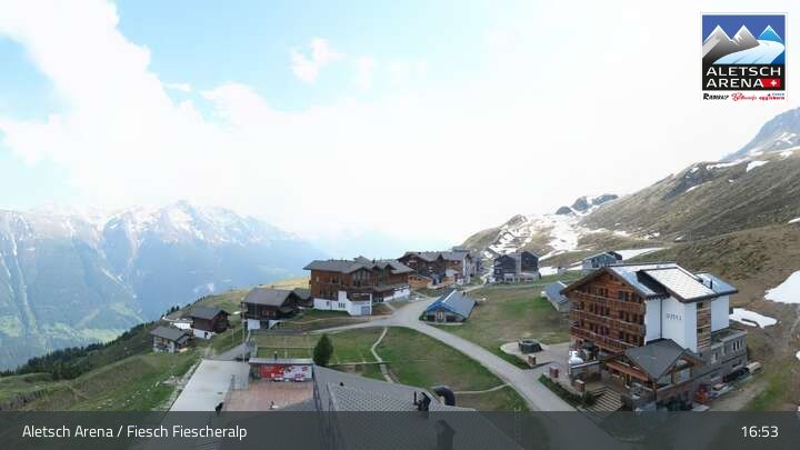 Fiesch › Südwesten: Schweizer Skischule Fiesch - Ferienwohnung Nowak Chalet Fiescheralp Adlerhorst Kühboden