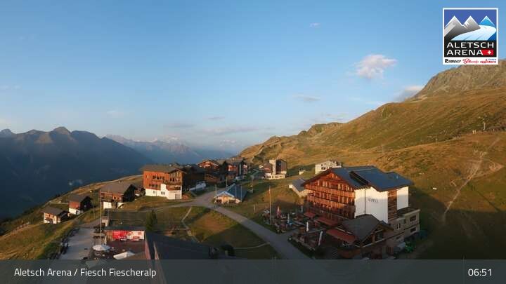 Fiesch › Südwesten: Schweizer Skischule Fiesch - Ferienwohnung Nowak Chalet Fiescheralp Adlerhorst Kühboden