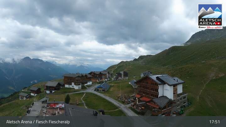 Fiesch › Südwesten: Schweizer Skischule Fiesch - Ferienwohnung Nowak Chalet Fiescheralp Adlerhorst Kühboden