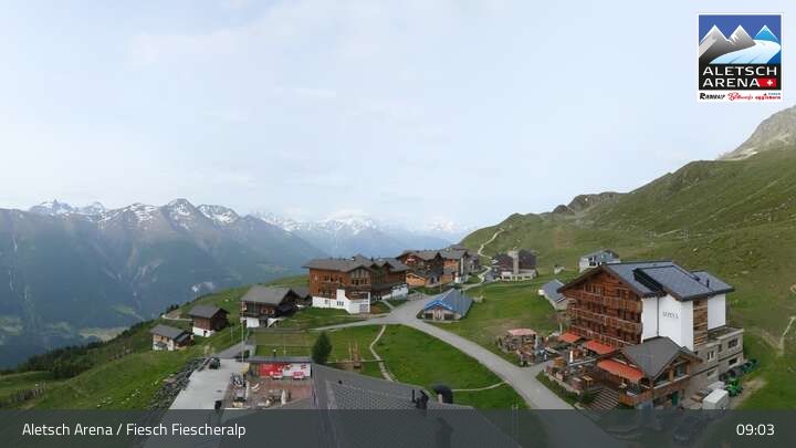 Fiesch › Südwesten: Schweizer Skischule Fiesch - Ferienwohnung Nowak Chalet Fiescheralp Adlerhorst Kühboden