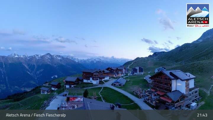 Fiesch › Südwesten: Schweizer Skischule Fiesch - Ferienwohnung Nowak Chalet Fiescheralp Adlerhorst Kühboden