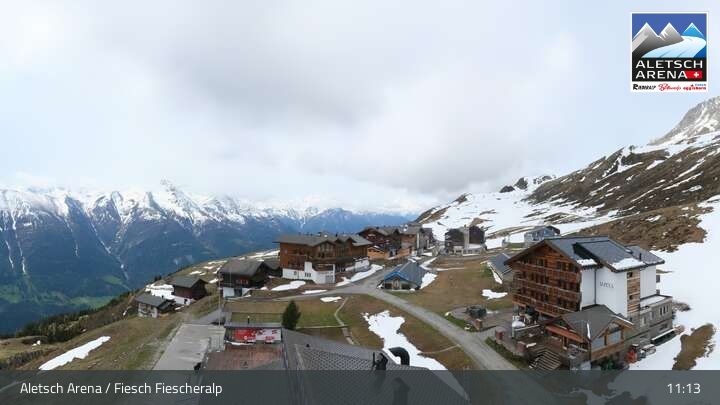 Fiesch › Südwesten: Schweizer Skischule Fiesch - Ferienwohnung Nowak Chalet Fiescheralp Adlerhorst Kühboden