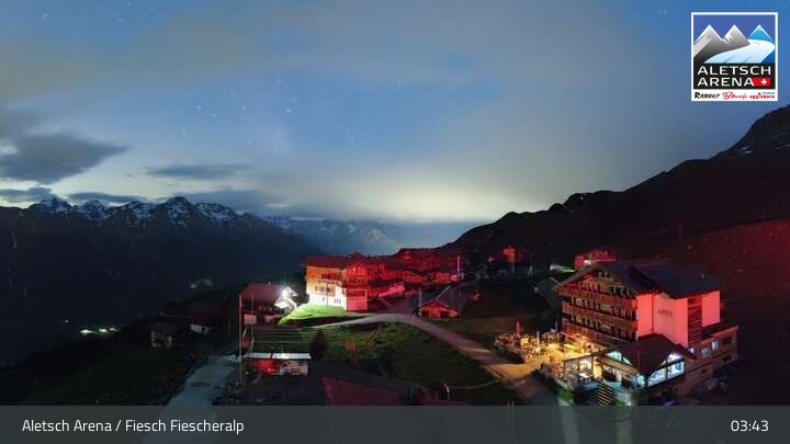 Fiesch › Südwesten: Schweizer Skischule Fiesch - Ferienwohnung Nowak Chalet Fiescheralp Adlerhorst Kühboden