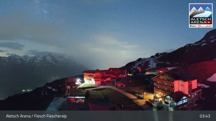 Fiesch › Südwesten: Schweizer Skischule Fiesch - Ferienwohnung Nowak Chalet Fiescheralp Adlerhorst Kühboden