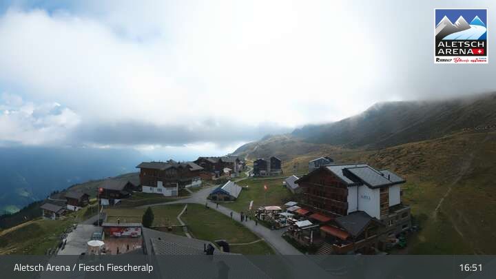 Fiesch › Südwesten: Schweizer Skischule Fiesch - Ferienwohnung Nowak Chalet Fiescheralp Adlerhorst Kühboden