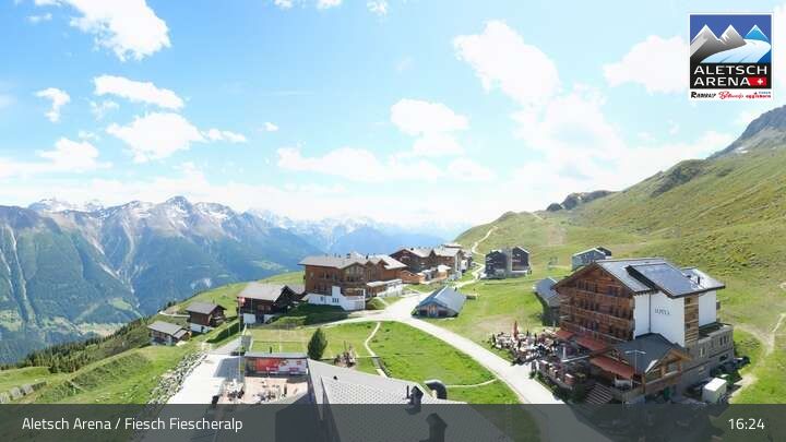 Fiesch › Südwesten: Schweizer Skischule Fiesch - Ferienwohnung Nowak Chalet Fiescheralp Adlerhorst Kühboden