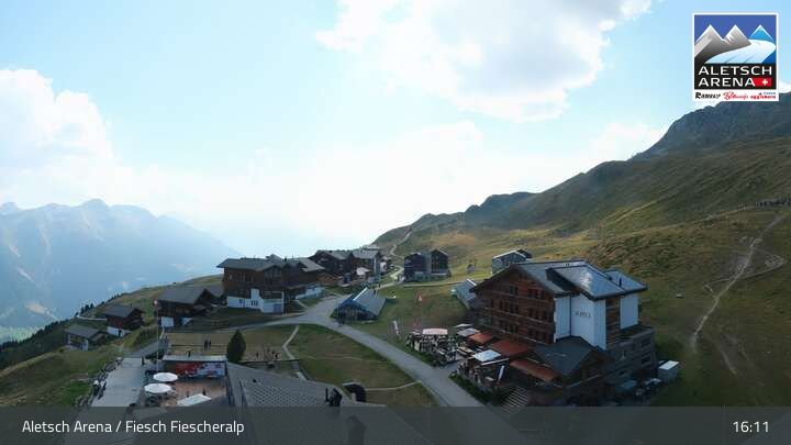 Fiesch › Südwesten: Schweizer Skischule Fiesch - Ferienwohnung Nowak Chalet Fiescheralp Adlerhorst Kühboden