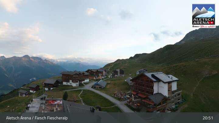 Fiesch › Südwesten: Schweizer Skischule Fiesch - Ferienwohnung Nowak Chalet Fiescheralp Adlerhorst Kühboden