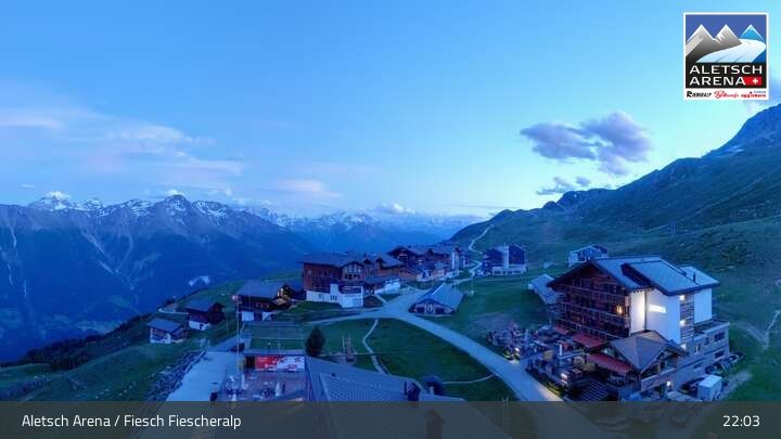 Fiesch › Südwesten: Schweizer Skischule Fiesch - Ferienwohnung Nowak Chalet Fiescheralp Adlerhorst Kühboden