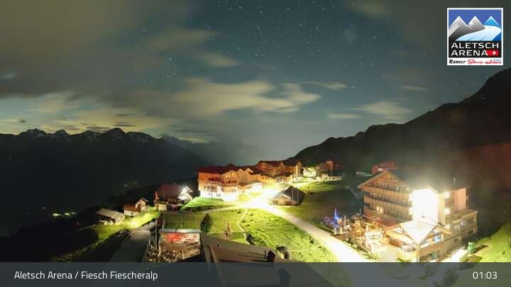 Fiesch › Südwesten: Schweizer Skischule Fiesch - Ferienwohnung Nowak Chalet Fiescheralp Adlerhorst Kühboden