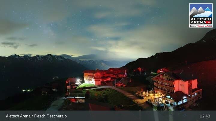 Fiesch › Südwesten: Schweizer Skischule Fiesch - Ferienwohnung Nowak Chalet Fiescheralp Adlerhorst Kühboden