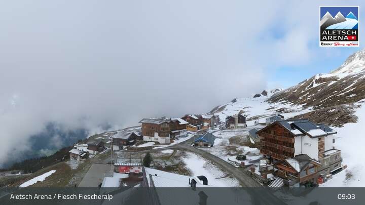Fiesch › Südwesten: Schweizer Skischule Fiesch - Ferienwohnung Nowak Chalet Fiescheralp Adlerhorst Kühboden