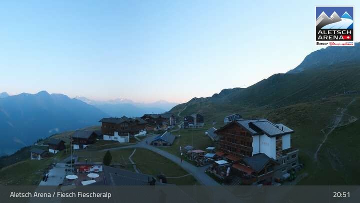 Fiesch › Südwesten: Schweizer Skischule Fiesch - Ferienwohnung Nowak Chalet Fiescheralp Adlerhorst Kühboden