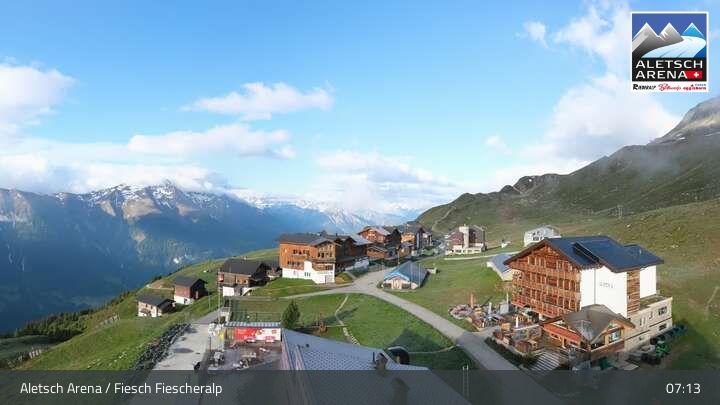 Fiesch › Südwesten: Schweizer Skischule Fiesch - Ferienwohnung Nowak Chalet Fiescheralp Adlerhorst Kühboden