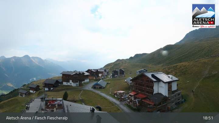 Fiesch › Südwesten: Schweizer Skischule Fiesch - Ferienwohnung Nowak Chalet Fiescheralp Adlerhorst Kühboden