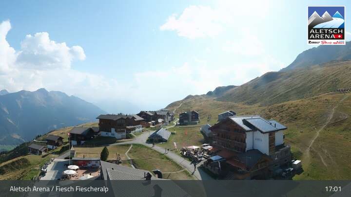 Fiesch › Südwesten: Schweizer Skischule Fiesch - Ferienwohnung Nowak Chalet Fiescheralp Adlerhorst Kühboden