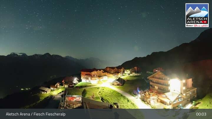 Fiesch › Südwesten: Schweizer Skischule Fiesch - Ferienwohnung Nowak Chalet Fiescheralp Adlerhorst Kühboden