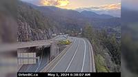 West Vancouver > East: Hwy 99 at Hwy 1 ramp to Horseshoe Bay, looking east - Current