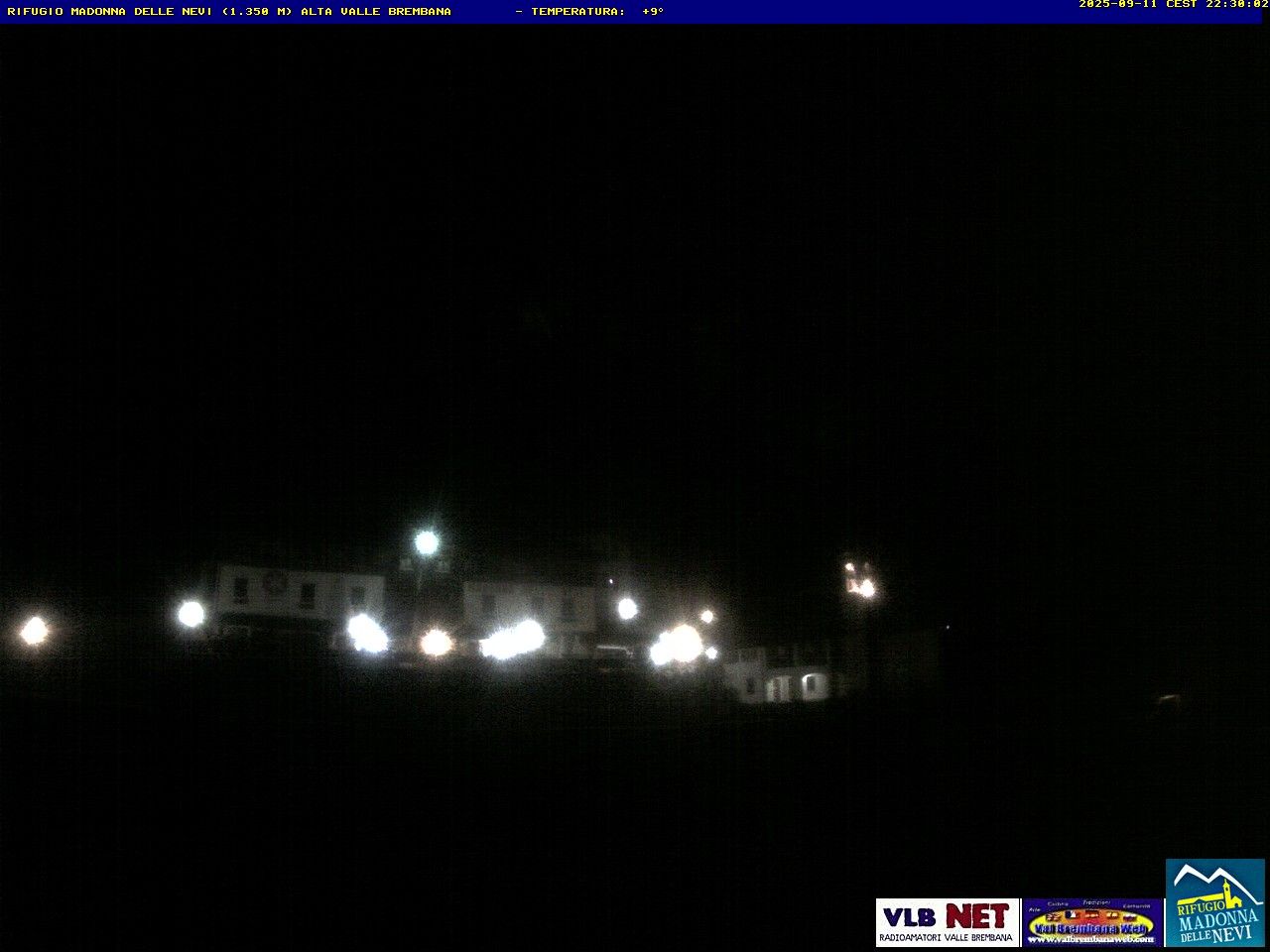 Traffic Cam Mezzoldo: Refuge Our Lady of the Snows