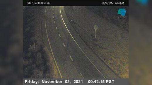 Traffic Cam Pala Mesa › East: C147) EB 76 : I-15