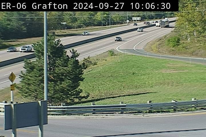 Traffic Cam Alnwick: Highway 401 near Aird Street