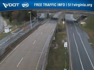 Traffic Cam Norfolk: Midtown Tunnel - Median - East Portal
