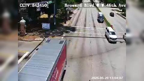Traffic Cam Plantation: Broward Blvd at W 46th Avenue