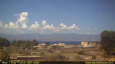 immagine della webcam nei dintorni di Messina: webcam Reggio Aeroporto dello Stretto