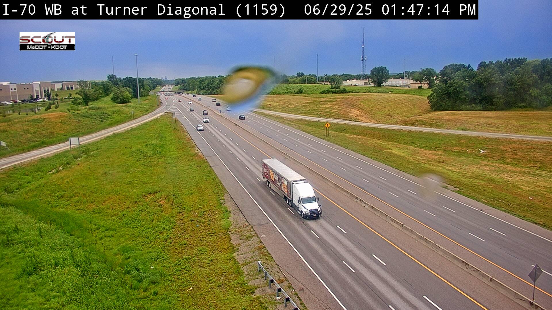 Traffic Cam Kansas City: I- WB @ Turner Diagonal