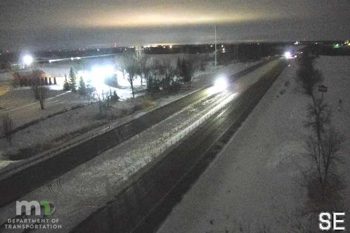 Traffic Cam Hazelwood: I-35: I-35 SB (MP 73.2)