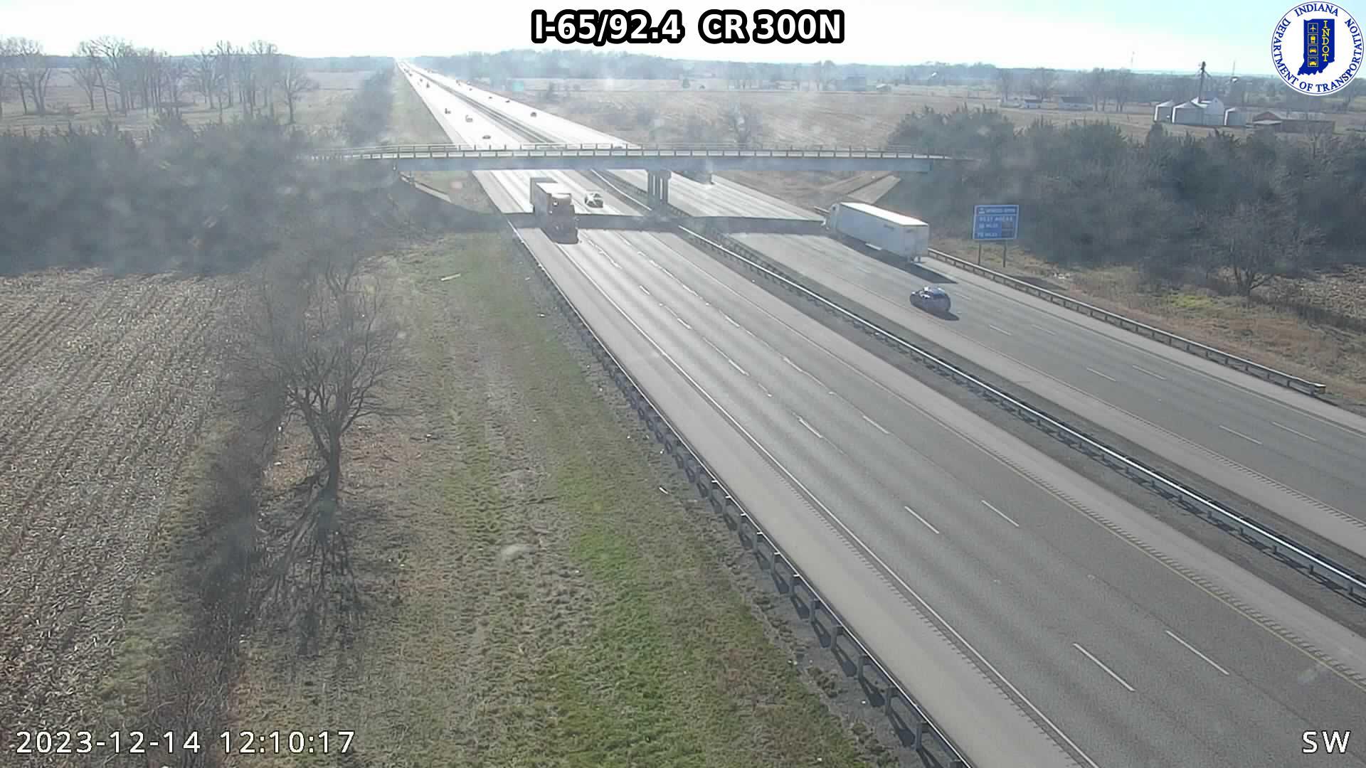 Traffic Cam Urmeyville: I-65: I-65/92.4 CR 300N: I-65/92.4 CR 300N