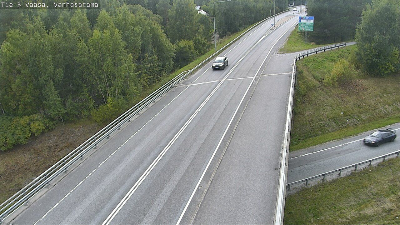 Traffic Cam Vaasa: Tie - Vanhasatama - Tie 7156 Vanha Satama