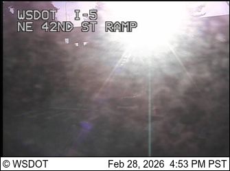 Traffic Cam Wallingford: I-5 at MP 169.1: NE 42nd St Ramp