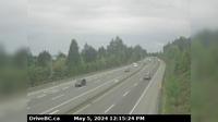 Ladysmith › South: Hwy 1 at South Davis Rd, south of - looking south - Day time