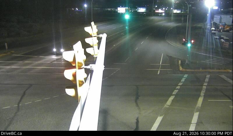 Traffic Cam Kamloops › West: Hwy 5 at Halston Ave - Paul Lake Rd in - looking west
