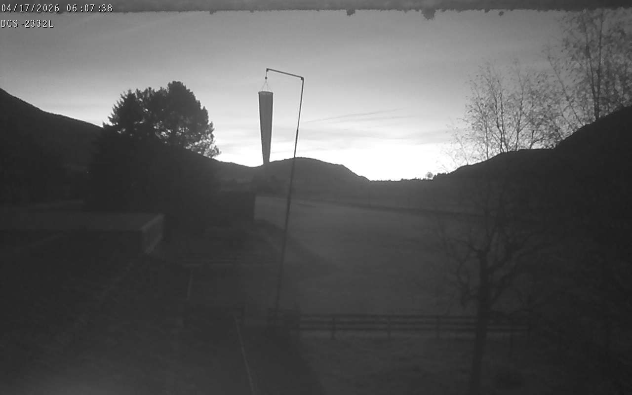 Courtelary › Südosten: Bern, Schweiz: Piste 24