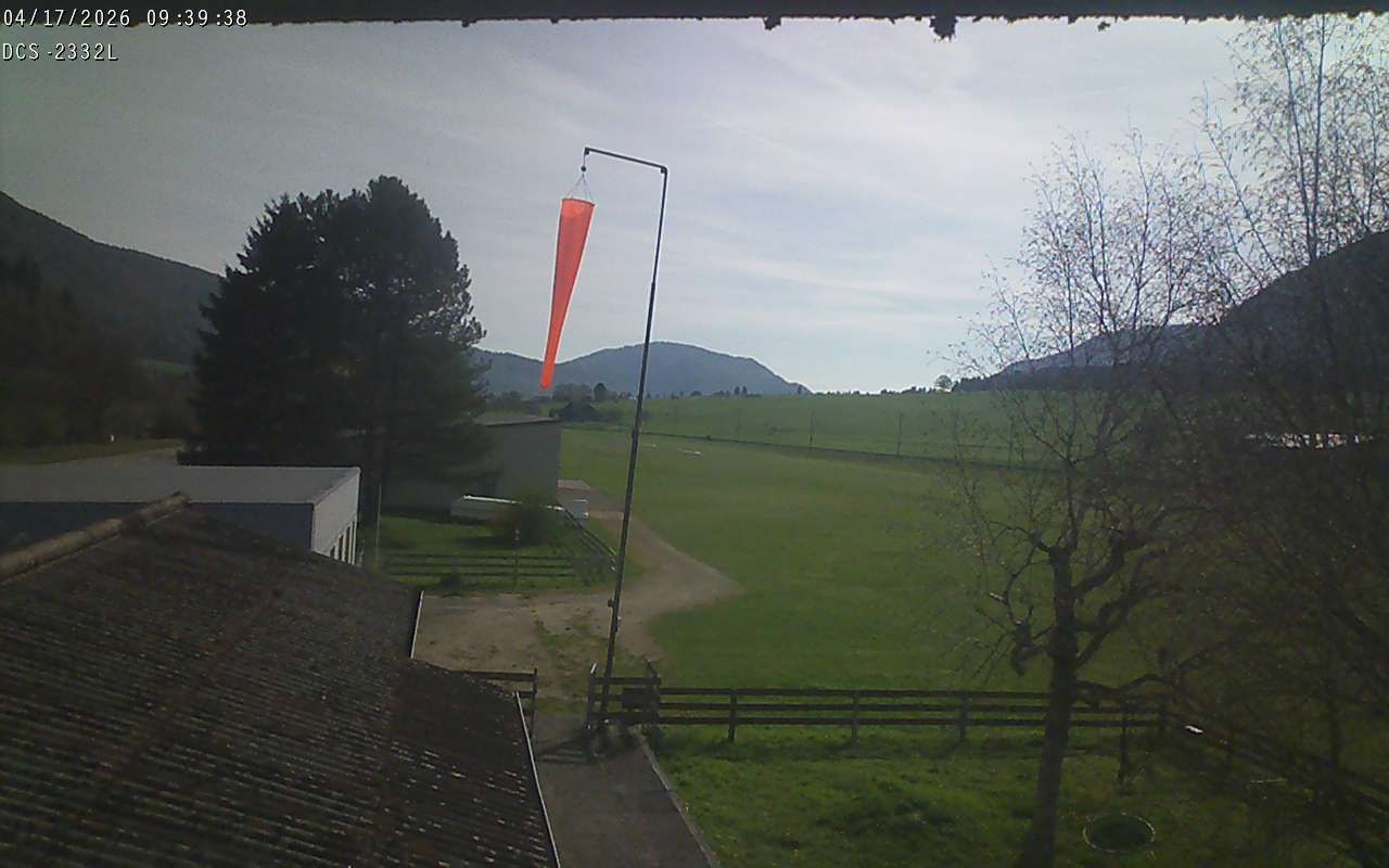 Courtelary › Südosten: Bern, Schweiz: Piste 24