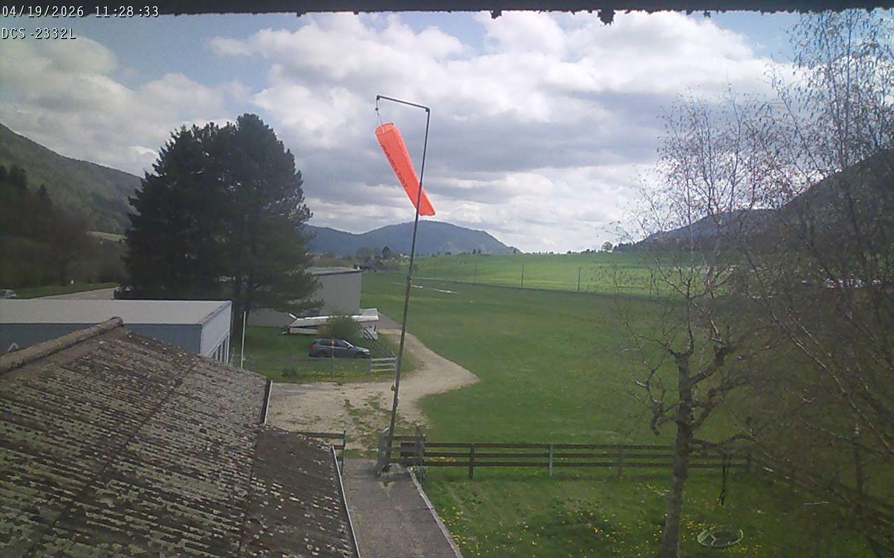 Courtelary › Südosten: Bern, Schweiz: Piste 24