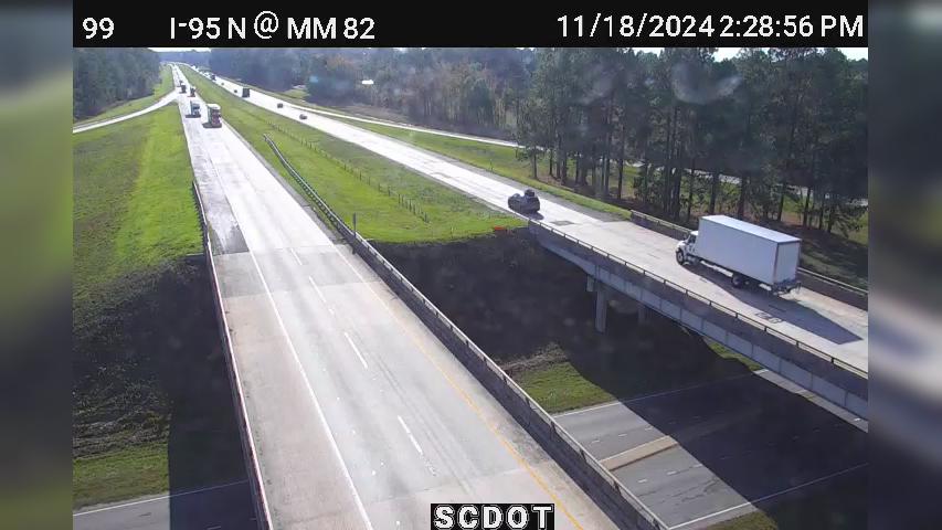 Traffic Cam Duncan Chapel: I-95 N @ MM