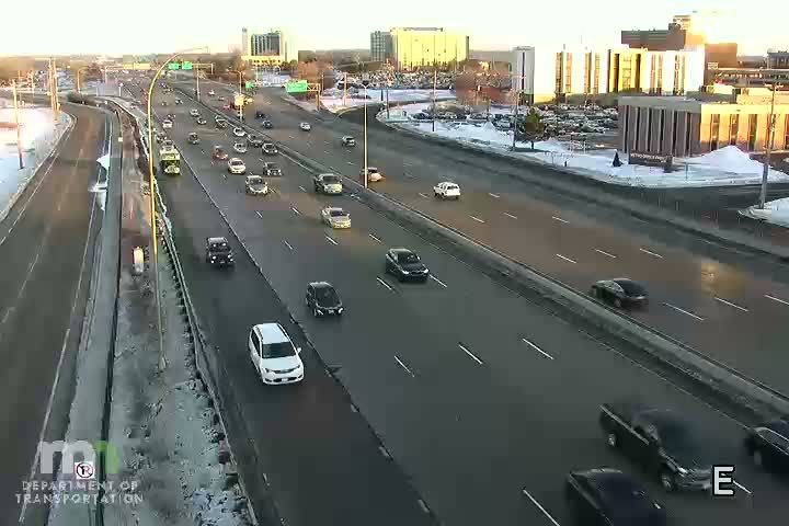 Traffic Cam Richfield: I-494 WB E of 24th Ave