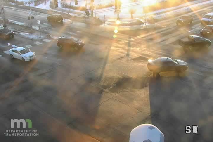 Traffic Cam Roseville: T.H.51 NB @ Co Rd C