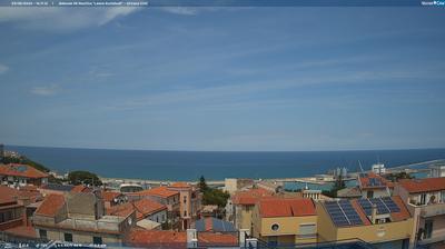 immagine della webcam nei dintorni di Vallecrosia: webcam Porto Maurizio