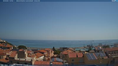 immagine della webcam nei dintorni di Diano Marina: webcam Porto Maurizio