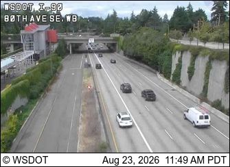 Traffic Cam Beaumont: I-90 at MP 6.9: 80th Ave SE Westbound