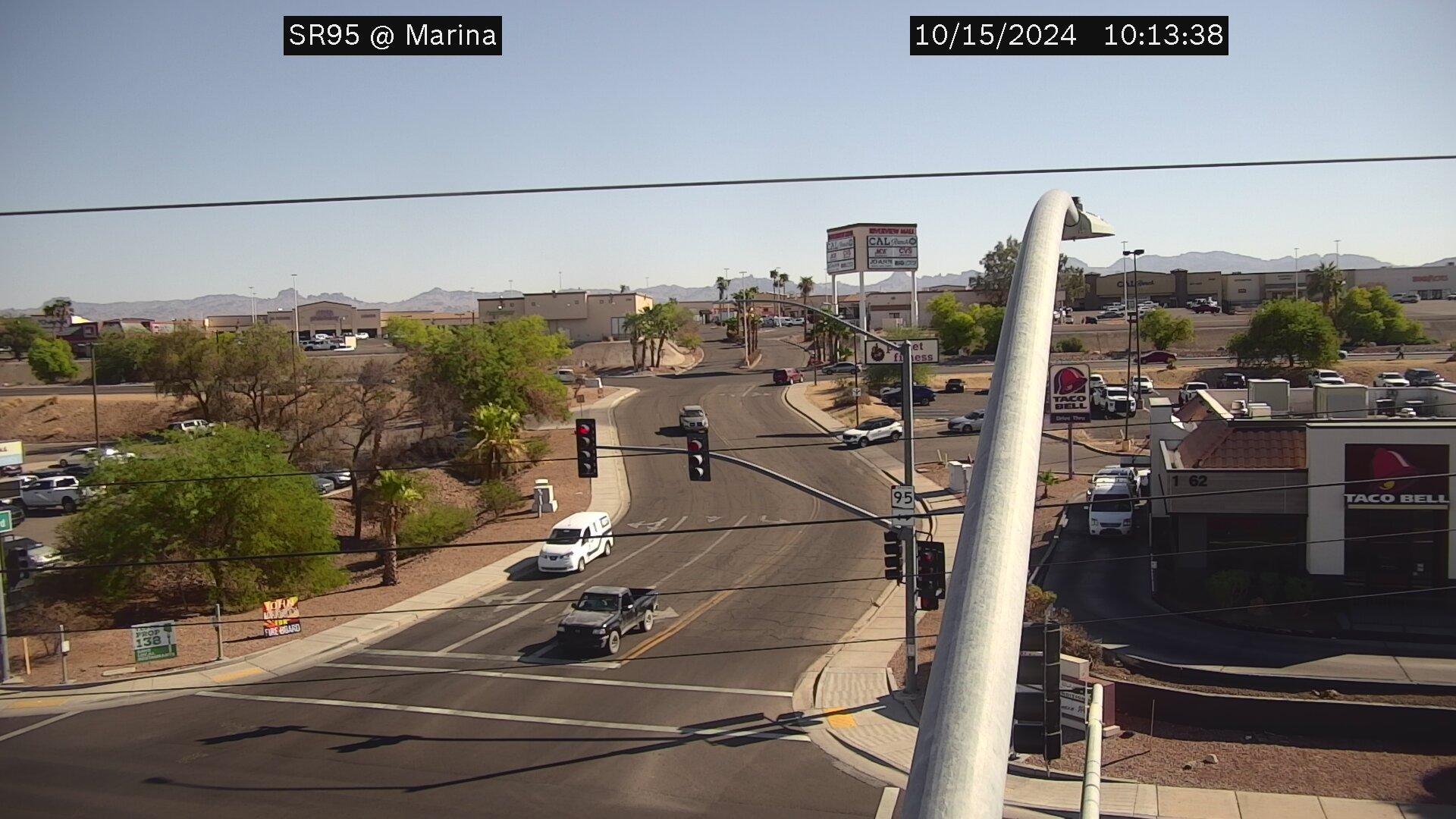 Traffic Cam Bullhead City › North: SR-95 NB 243.90 @Marina