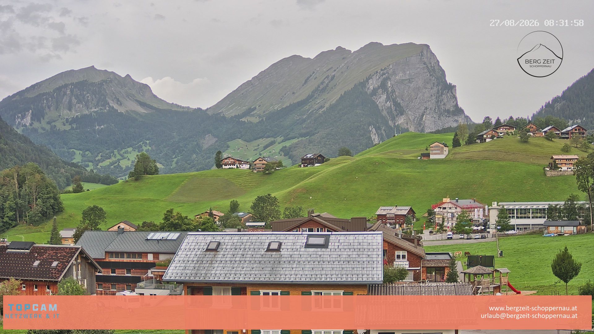 Traffic Cam Gemeinde Schoppernau › West: Appartement BergZeit - Schneesportschule Au-Schoppernau - Bergbahnen Diedamskopf Au-Schoppernau - Kanisfluh