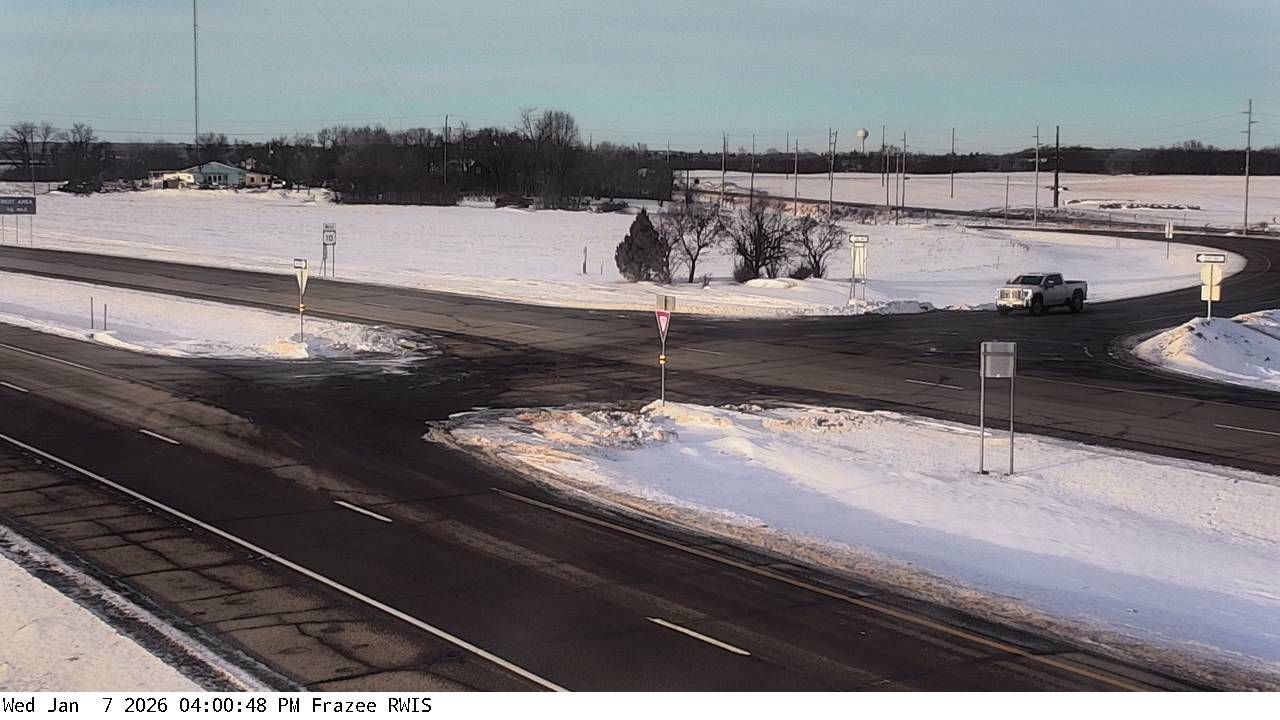 Traffic Cam Frazee: US 10: T.H.10 - MP 55.2): T.H.10 - MP 55.2) View