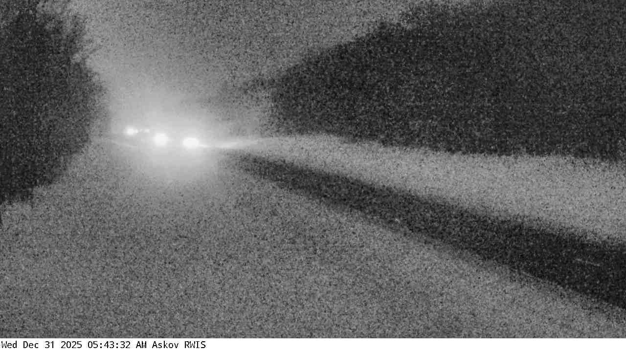 Traffic Cam Askov: I-35: I-35 - MP 198): I-35 - MP 198) View